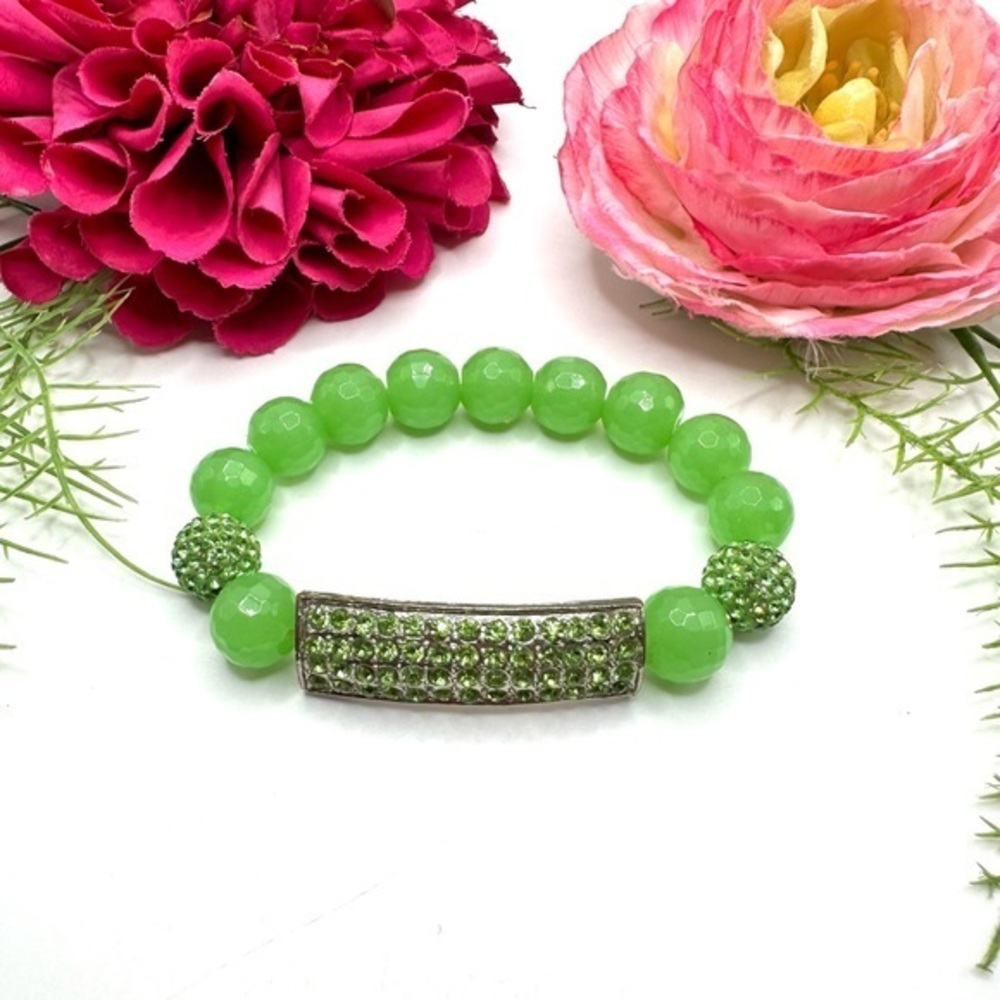 NEW⚜️Lime Green Cut Glass Crystal Bracelet